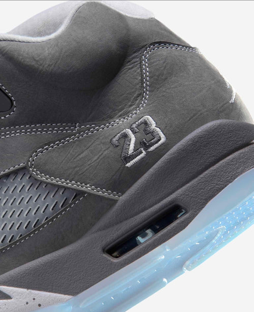 "Blackwealthkickz" RETRO 5 WOLF GREY (MENS)